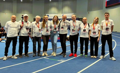 Starterzy i komisja biegowa